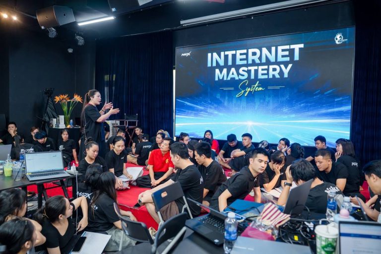 IMS mùa 2, những cụm bàn áo đen, ảnh 5