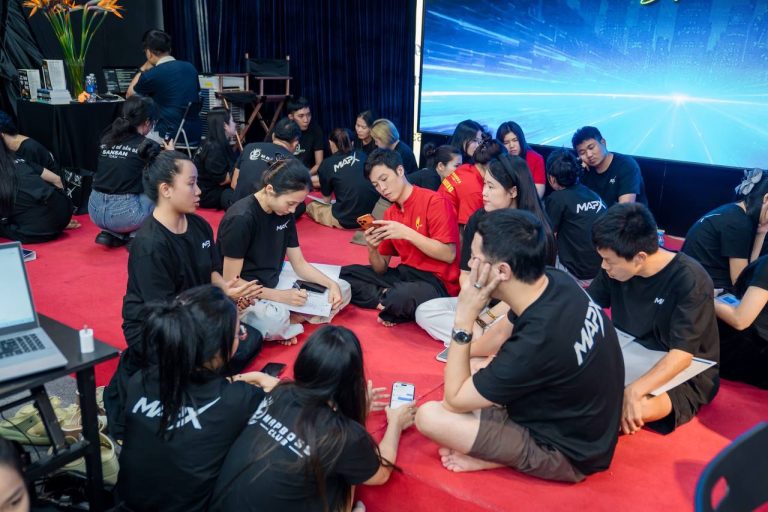 IMS mùa 2, những cụm bàn áo đen, ảnh 6