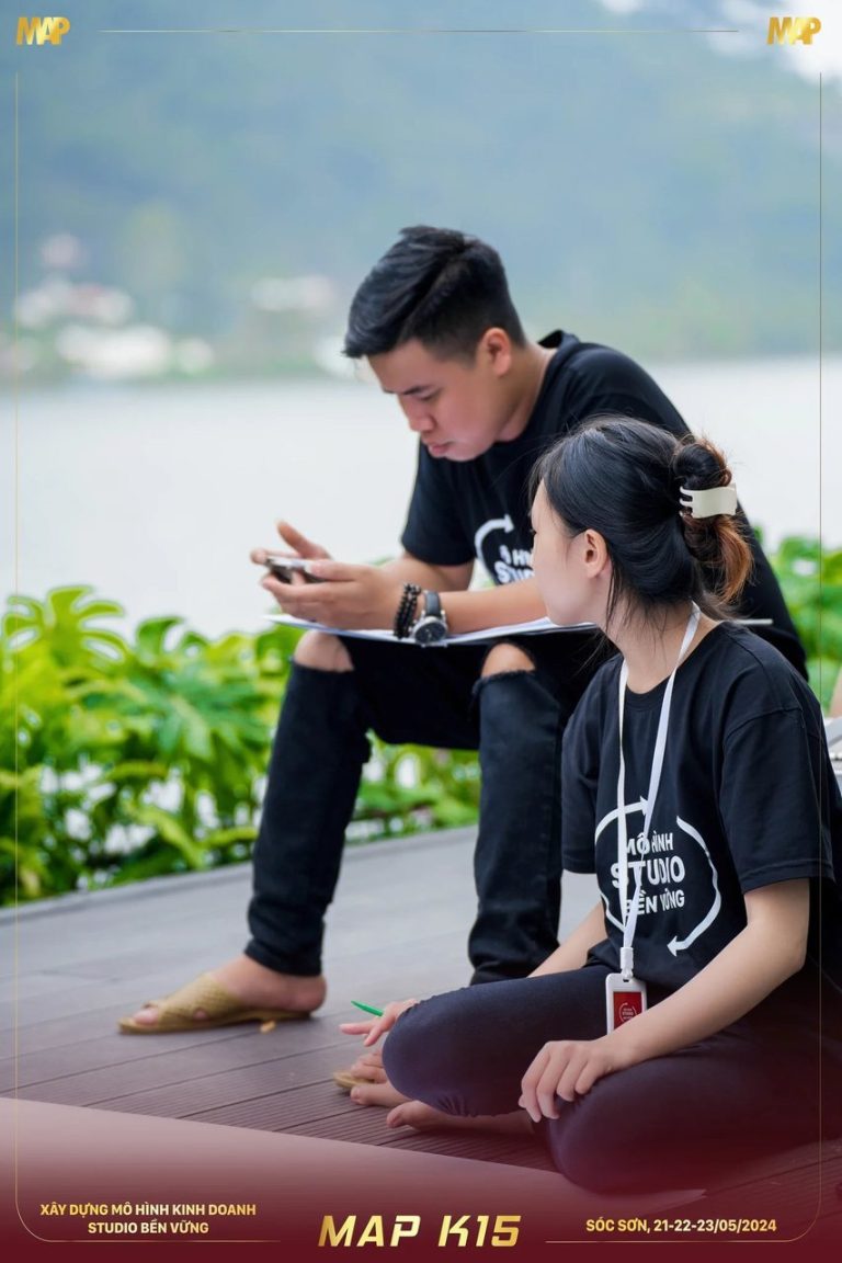 MAP CAMP mùa 15, hiên gỗ và mặt hồ, ảnh 4