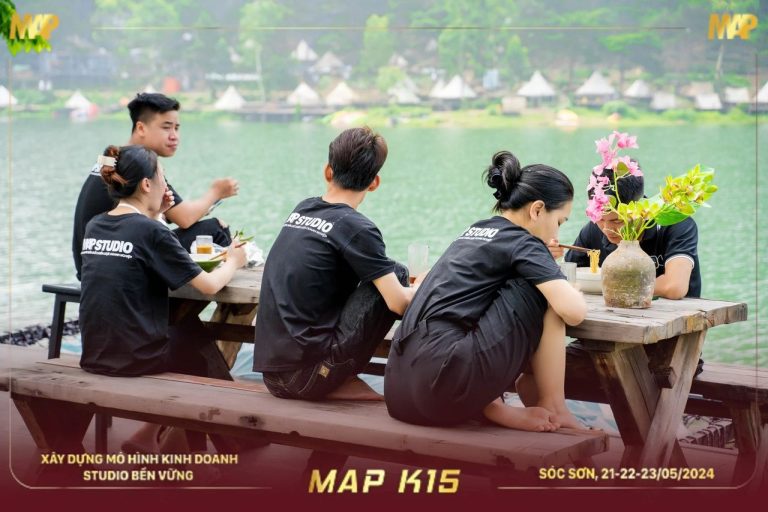 MAP CAMP mùa 15, hiên gỗ và mặt hồ, ảnh 7
