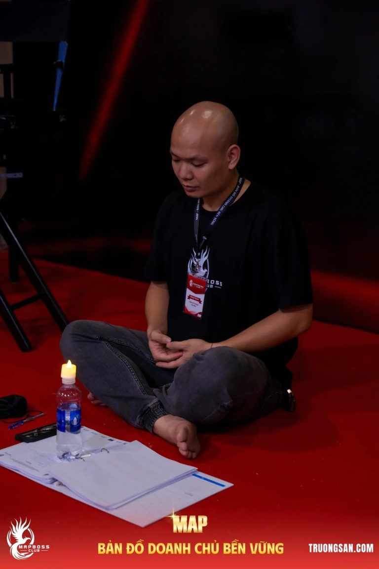 MAP CAMP mùa 19, ánh nến và những tà áo dài, ảnh 1
