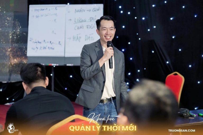 Quản Lý Thời Mới mùa 3, những người đứng lớp và dẫn bài, ảnh 7