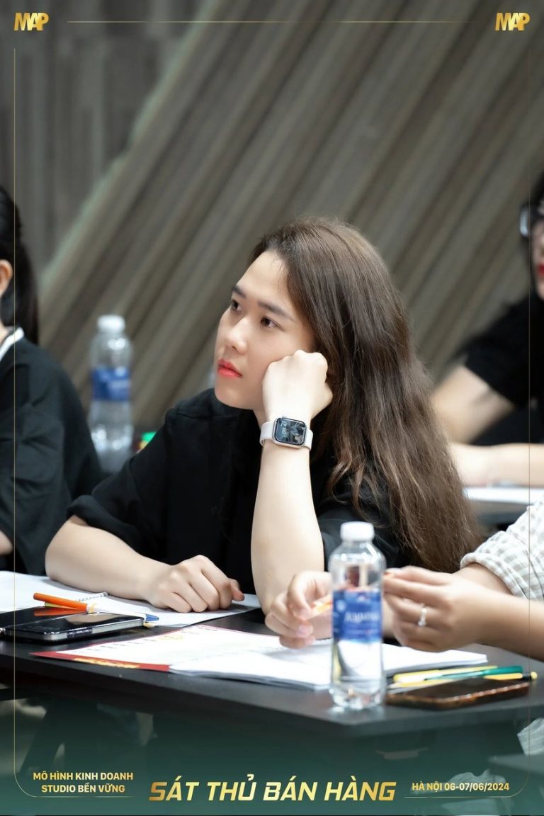 Sát Thủ Bán Hàng mùa 1, những gương mặt chăm chú, ảnh 2