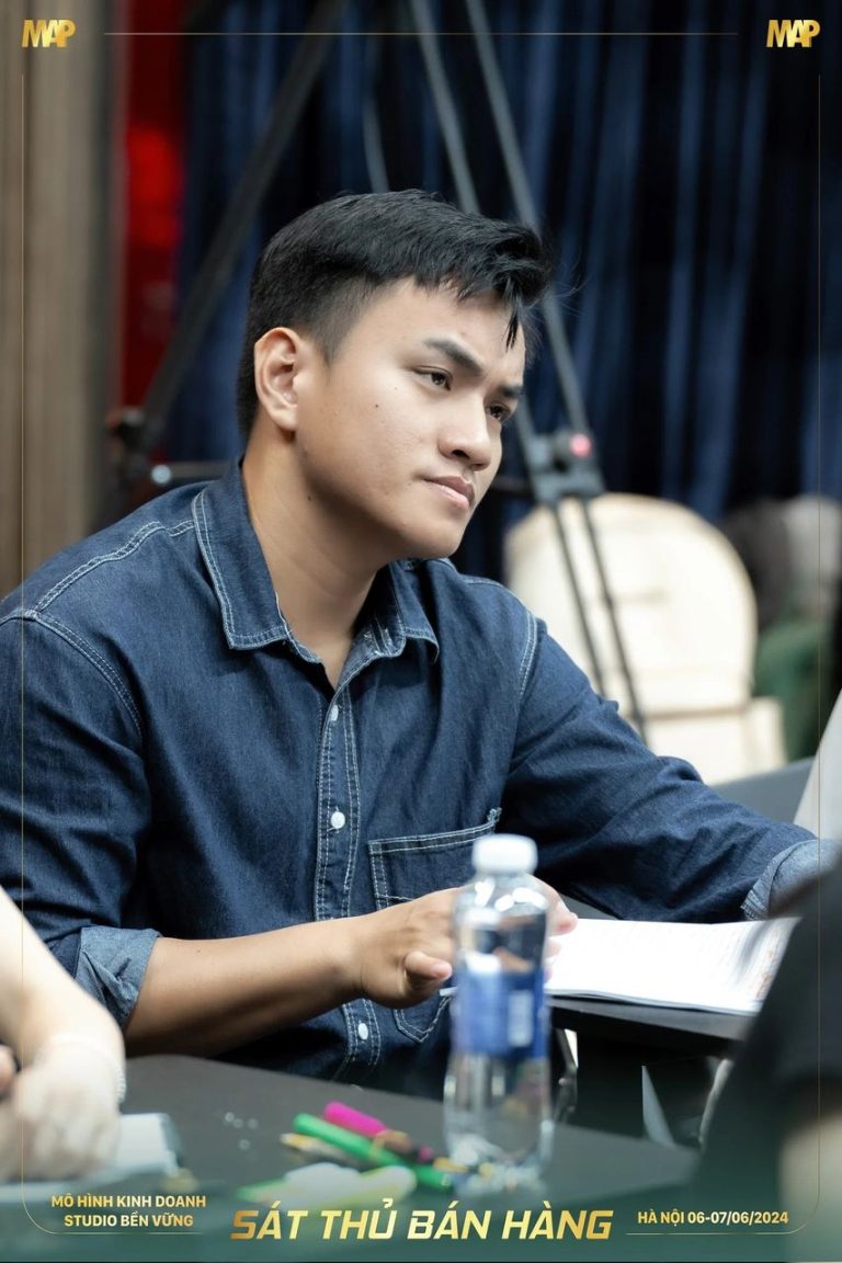 Sát Thủ Bán Hàng mùa 1, những gương mặt chăm chú, ảnh 4