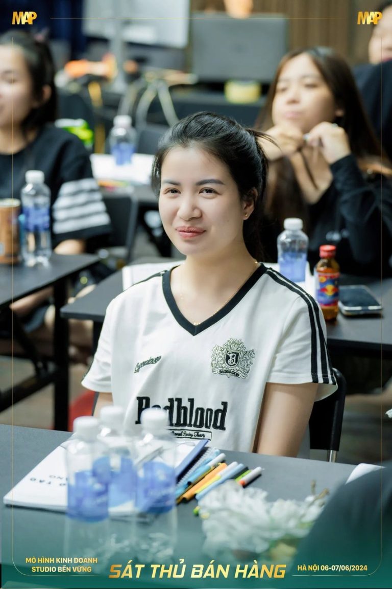 Sát Thủ Bán Hàng mùa 1, những gương mặt chăm chú, ảnh 6
