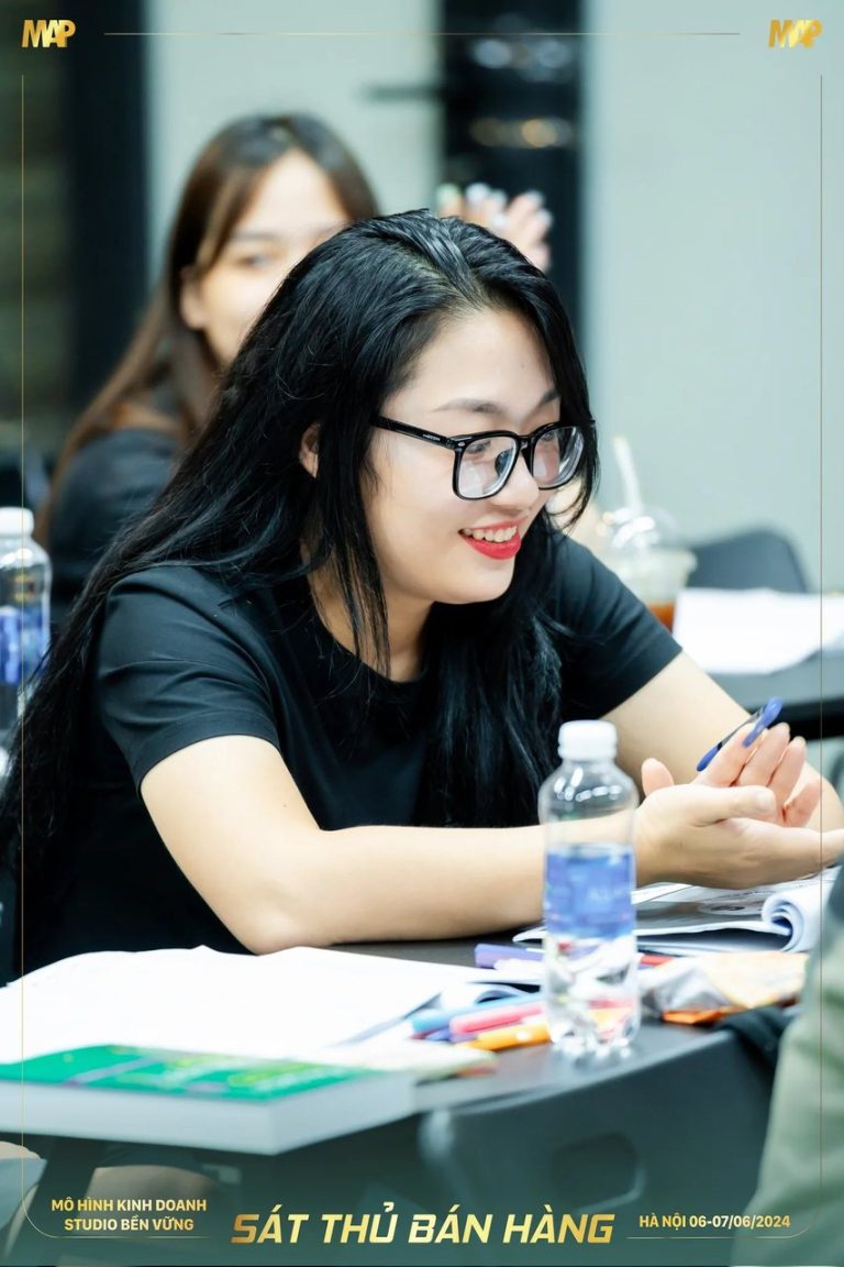 Sát Thủ Bán Hàng mùa 1, những gương mặt chăm chú, ảnh 8