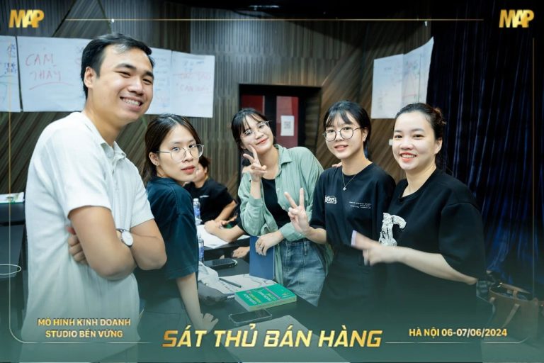 Sát Thủ Bán Hàng mùa 1, tập bán, trình bày và niềm vui cuối lớp, ảnh 4
