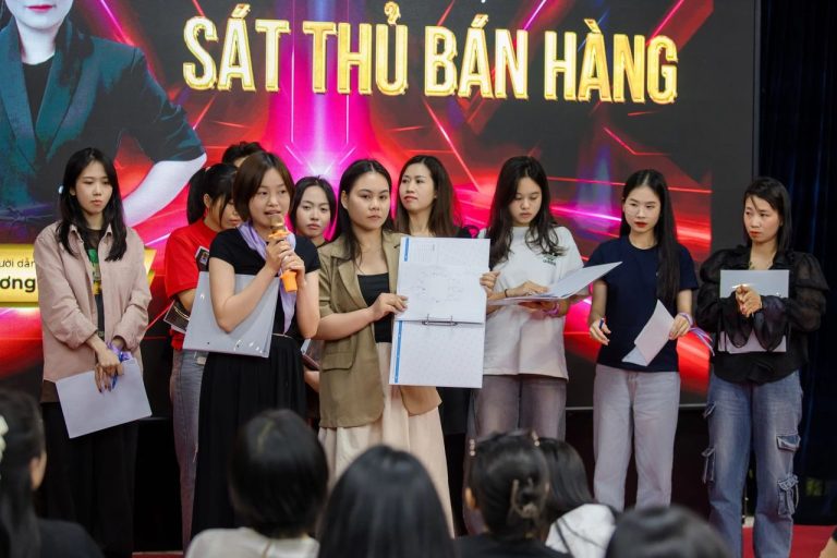 Sát Thủ Bán Hàng mùa 11, giờ giảng và các đội trên sân khấu, ảnh 5