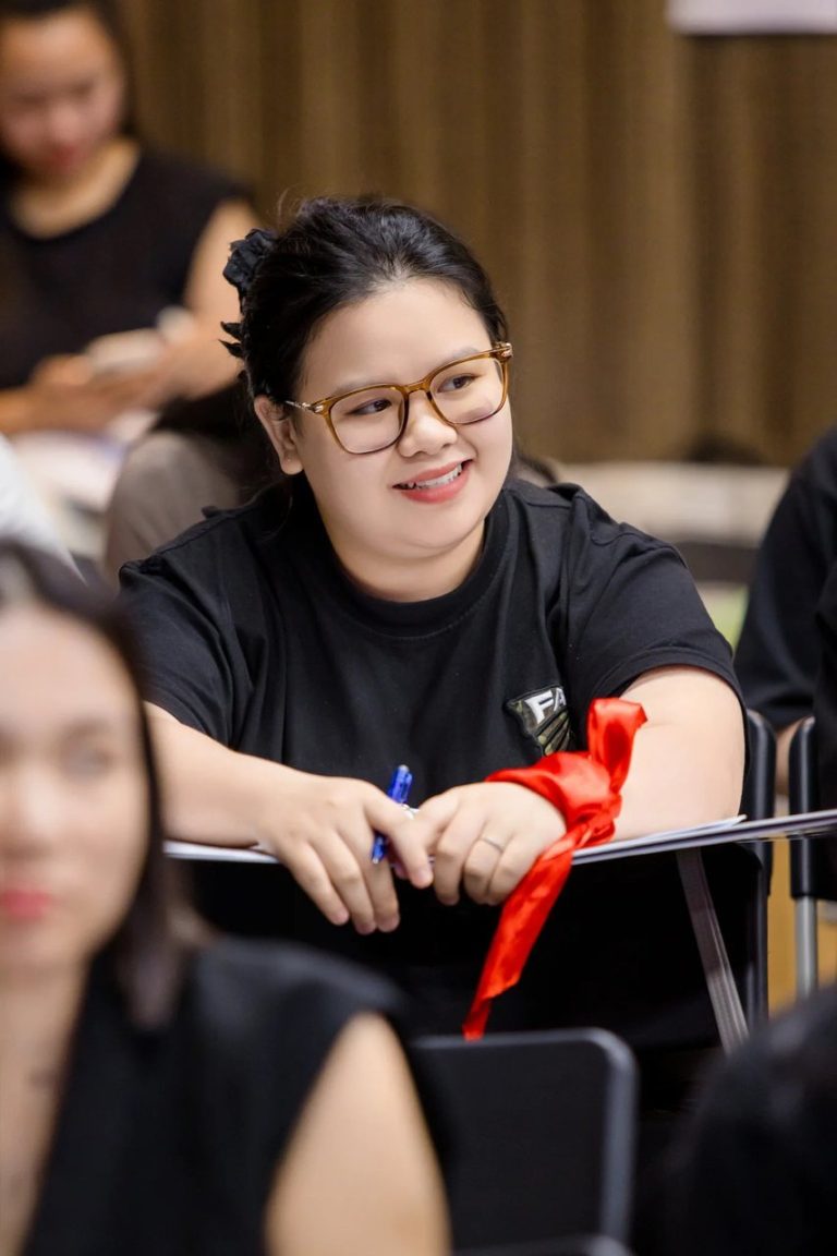 Sát Thủ Bán Hàng mùa 11, gương mặt trong giờ học, ảnh 4