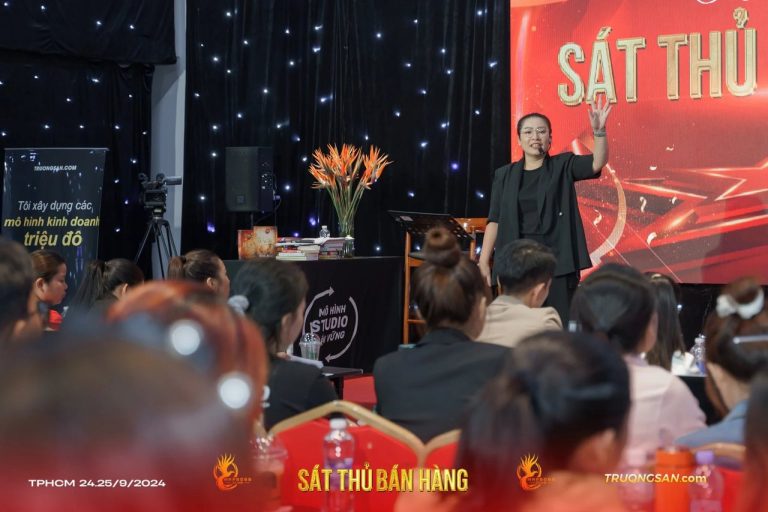Sát Thủ Bán Hàng mùa 2, người dẫn dắt trên sân khấu rèm sao, ảnh 3