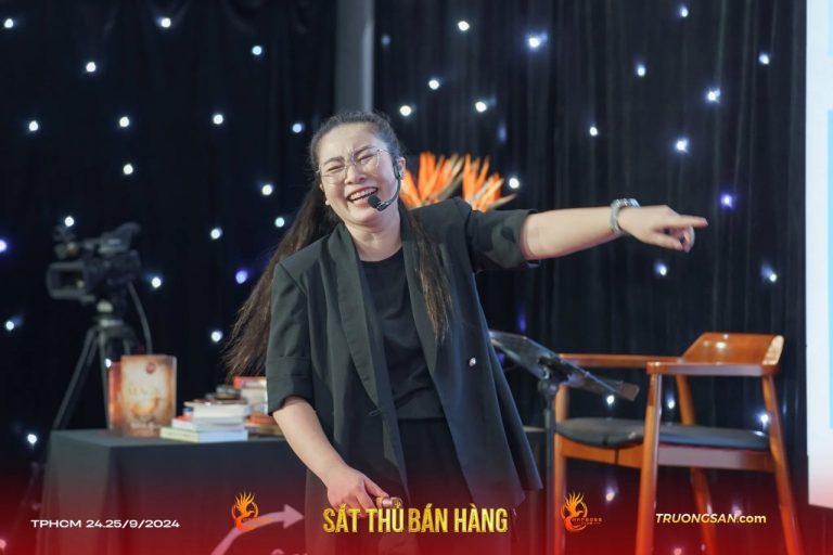 Sát Thủ Bán Hàng mùa 2, người dẫn dắt trên sân khấu rèm sao, ảnh 5