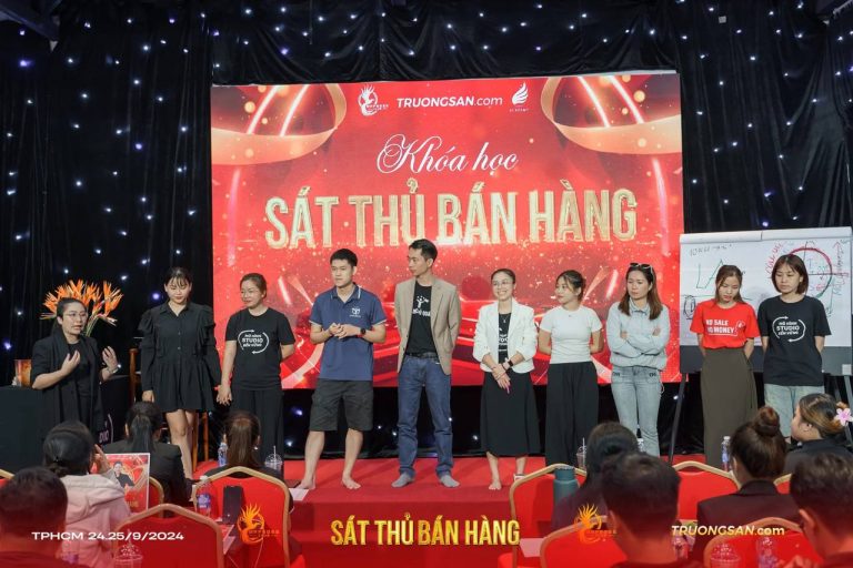 Sát Thủ Bán Hàng mùa 2, làm bài nhóm và những bức ảnh chung, ảnh 1