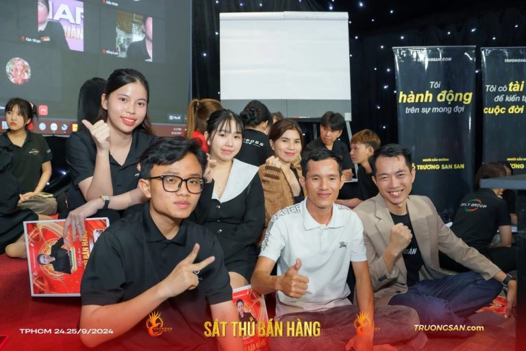 Sát Thủ Bán Hàng mùa 2, làm bài nhóm và những bức ảnh chung, ảnh 4