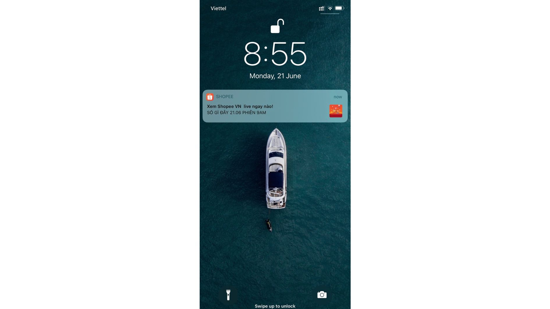 Shopee sử dụng Push Notification để gửi voucher, ưu đãi và thông báo khuyến mãi trực tiếp đến điện thoại người dùng.