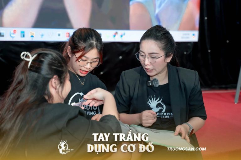 Tay Trắng Dựng Cơ Đồ mùa 1, thảo luận dưới sàn và phút cuối trên sân khấu, ảnh 1