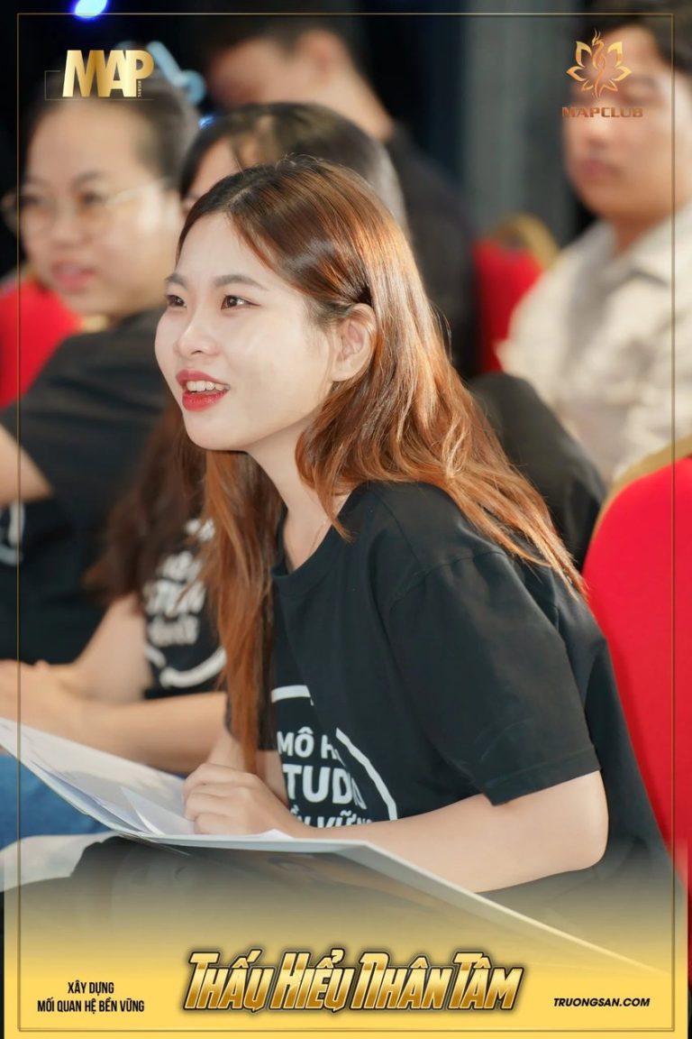Thấu Hiểu Nhân Tâm mùa 1, khăn bịt mắt và những ngày đầu, ảnh 1
