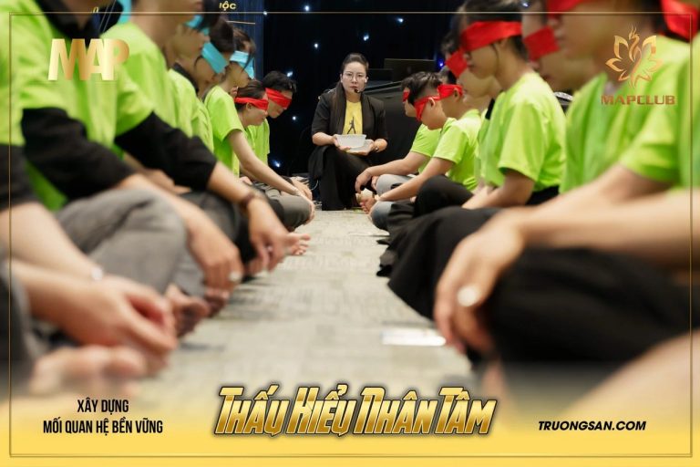 Thấu Hiểu Nhân Tâm mùa 1, khăn bịt mắt và những ngày đầu, ảnh 7