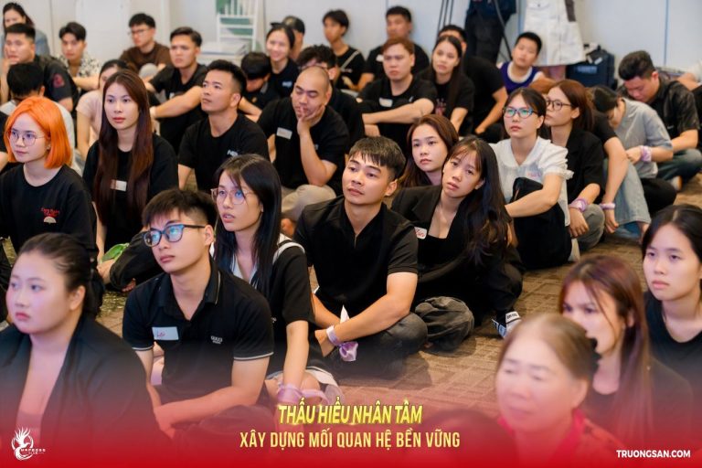 Thấu Hiểu Nhân Tâm mùa 3, những ngày đầu trong sảnh lớn, ảnh 4