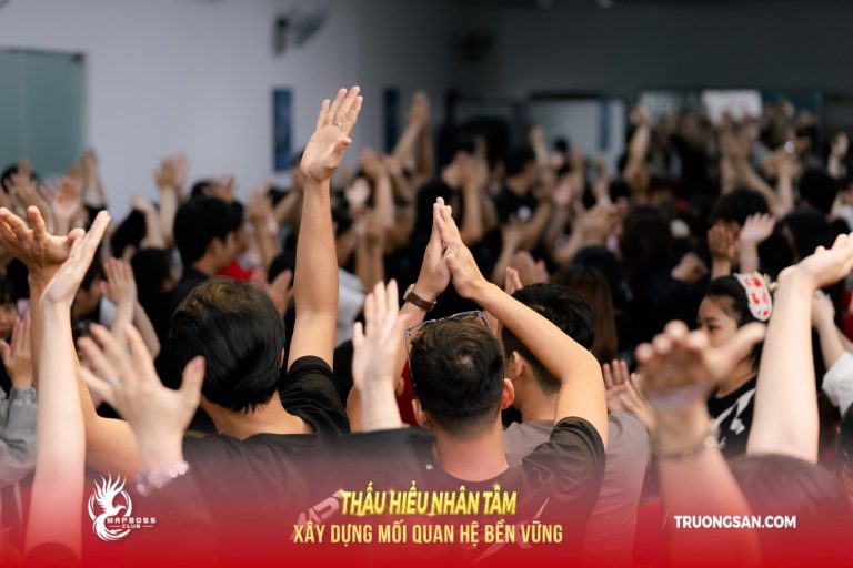 Thấu Hiểu Nhân Tâm mùa 4, micro, rừng tay và những tấm ảnh chung, ảnh 5