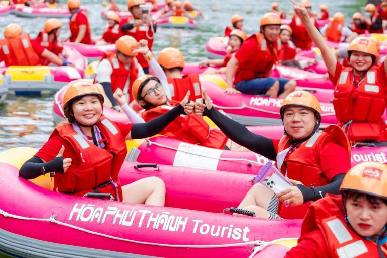 Vị Thế Lãnh Đạo mùa 2, trên biển, dưới thác và giữa phố đêm, ảnh 3