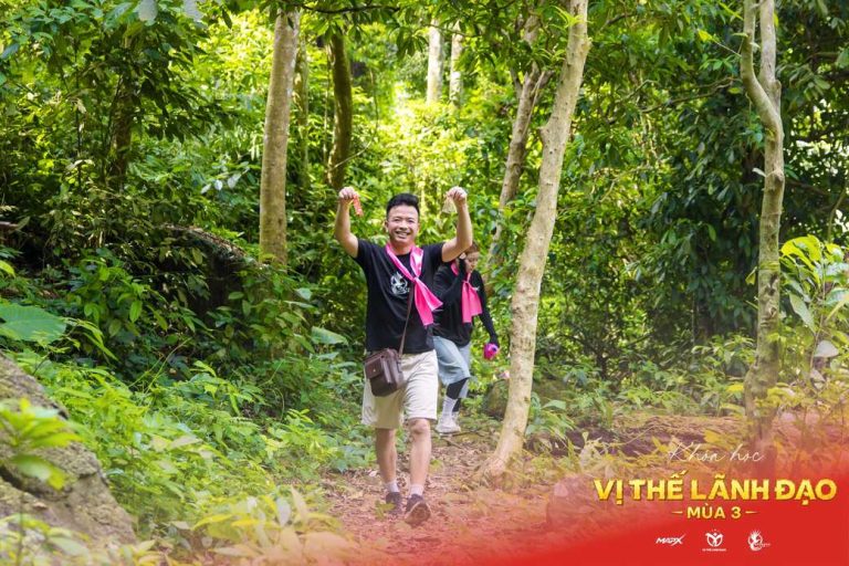 Vị Thế Lãnh Đạo mùa 3, lối mòn, suối đá và những trạm dừng, ảnh 1