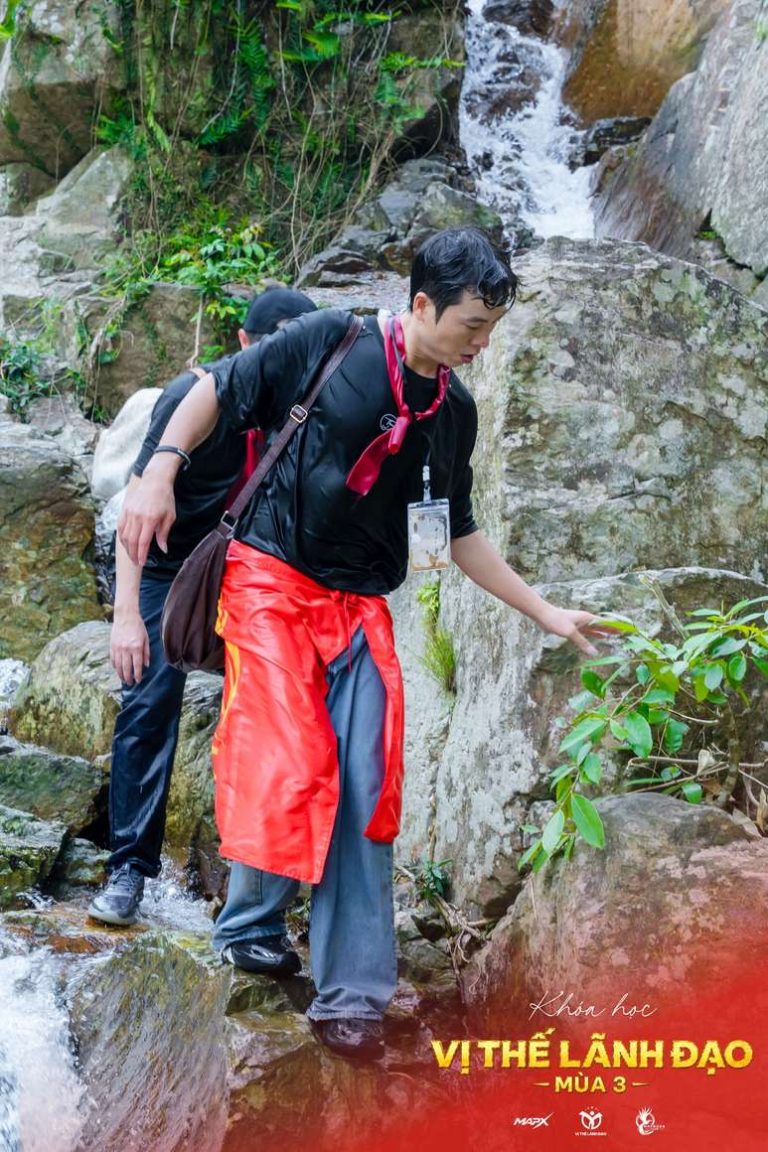 Vị Thế Lãnh Đạo mùa 3, lối mòn, suối đá và những trạm dừng, ảnh 8