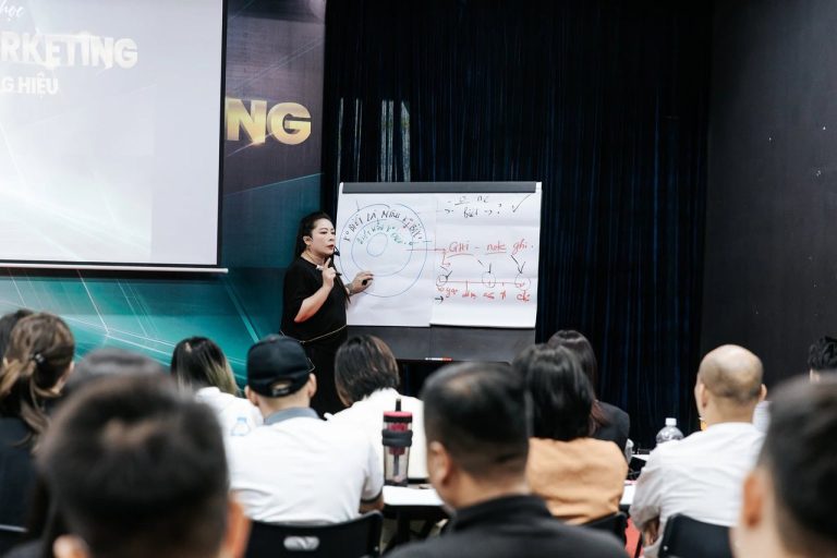 Video Marketing mùa 10, hội trường Hà Nội trong giờ giảng, ảnh 2