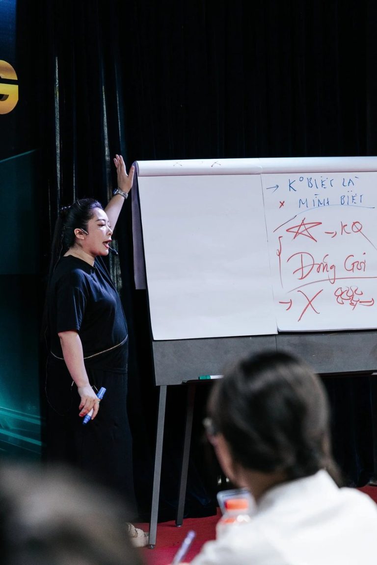 Video Marketing mùa 10, hội trường Hà Nội trong giờ giảng, ảnh 3