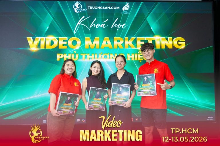 Video Marketing mùa 12, phông xanh lục và những lượt cầm micro, ảnh 2