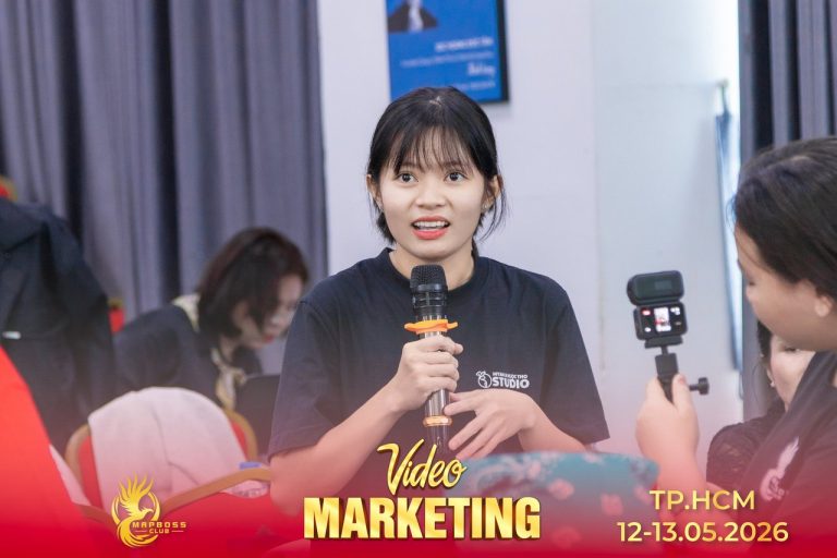 Video Marketing mùa 12, phông xanh lục và những lượt cầm micro, ảnh 6