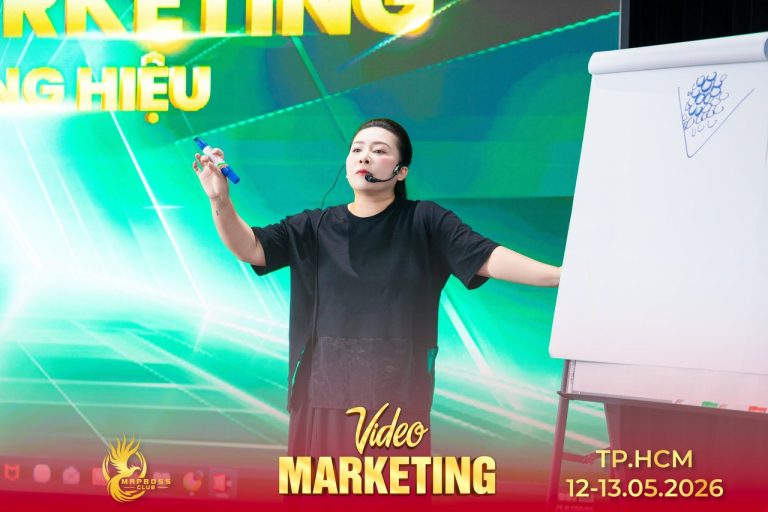 Video Marketing mùa 12, slide, bảng trắng và gương mặt chăm chú, ảnh 1