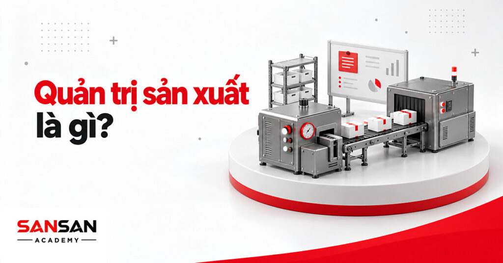 Mô hình xưởng thu nhỏ với máy xám, băng chuyền hộp trắng, kệ vật tư và bảng kế hoạch minh họa quản trị sản xuất