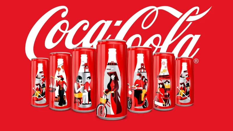 Coca-Cola áp dụng Marketing Mix thông qua thiết kế sản phẩm, bao bì và hoạt động truyền thông thương hiệu
